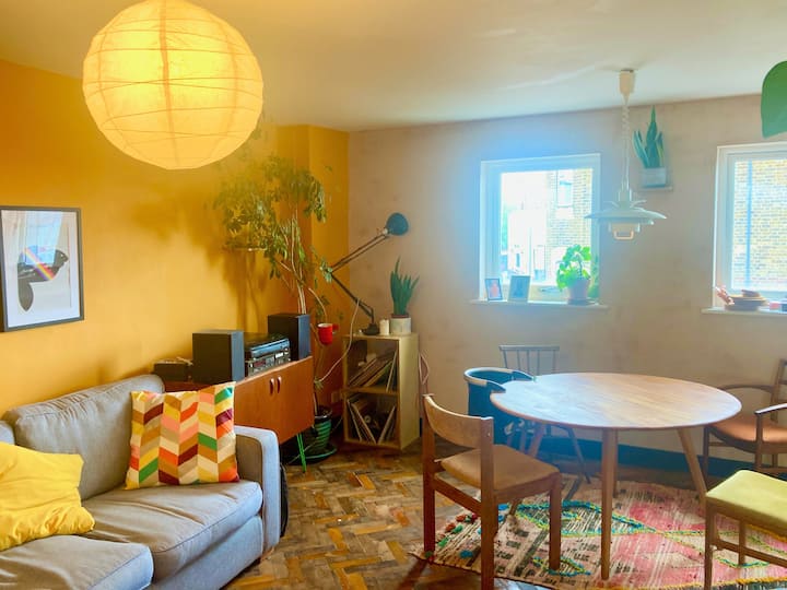 Walthamstow Apartment - London