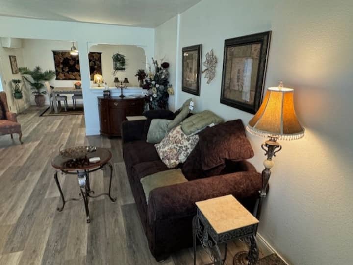 Charming 2 Bed 2 Bath Duplex - Yreka, CA