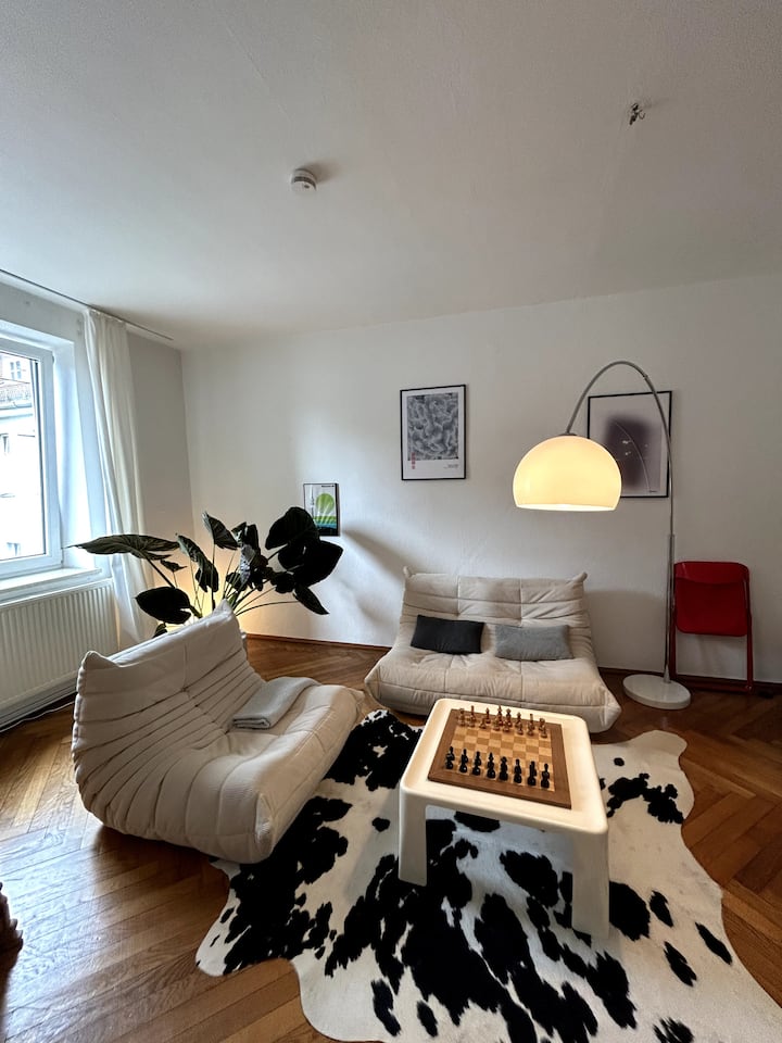 Private Flat / 10min Walking Distance Oktobefest - Planegg