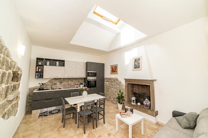 Otvorená kuchyňa a obývacia izba