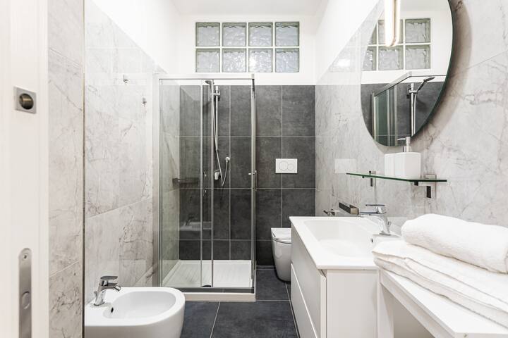 Prati Mazzini 8 pax Apt comfort gallery image 5