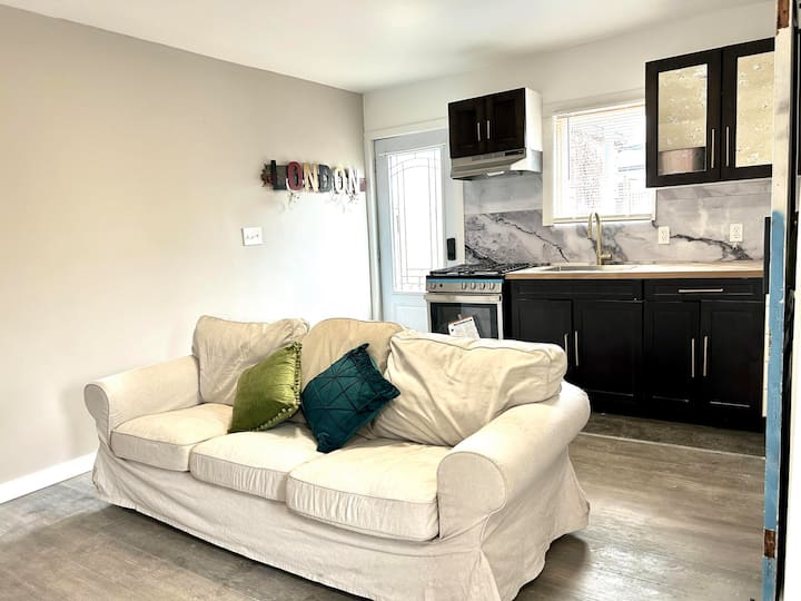 Soho Tiny House - London, Ontario