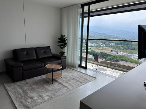 Top performing Airbnb: Luxury Loft with a View in Cali in Parcelaciones Pance