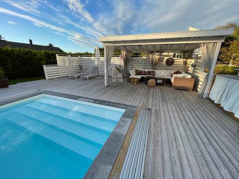 Nature villa with pool