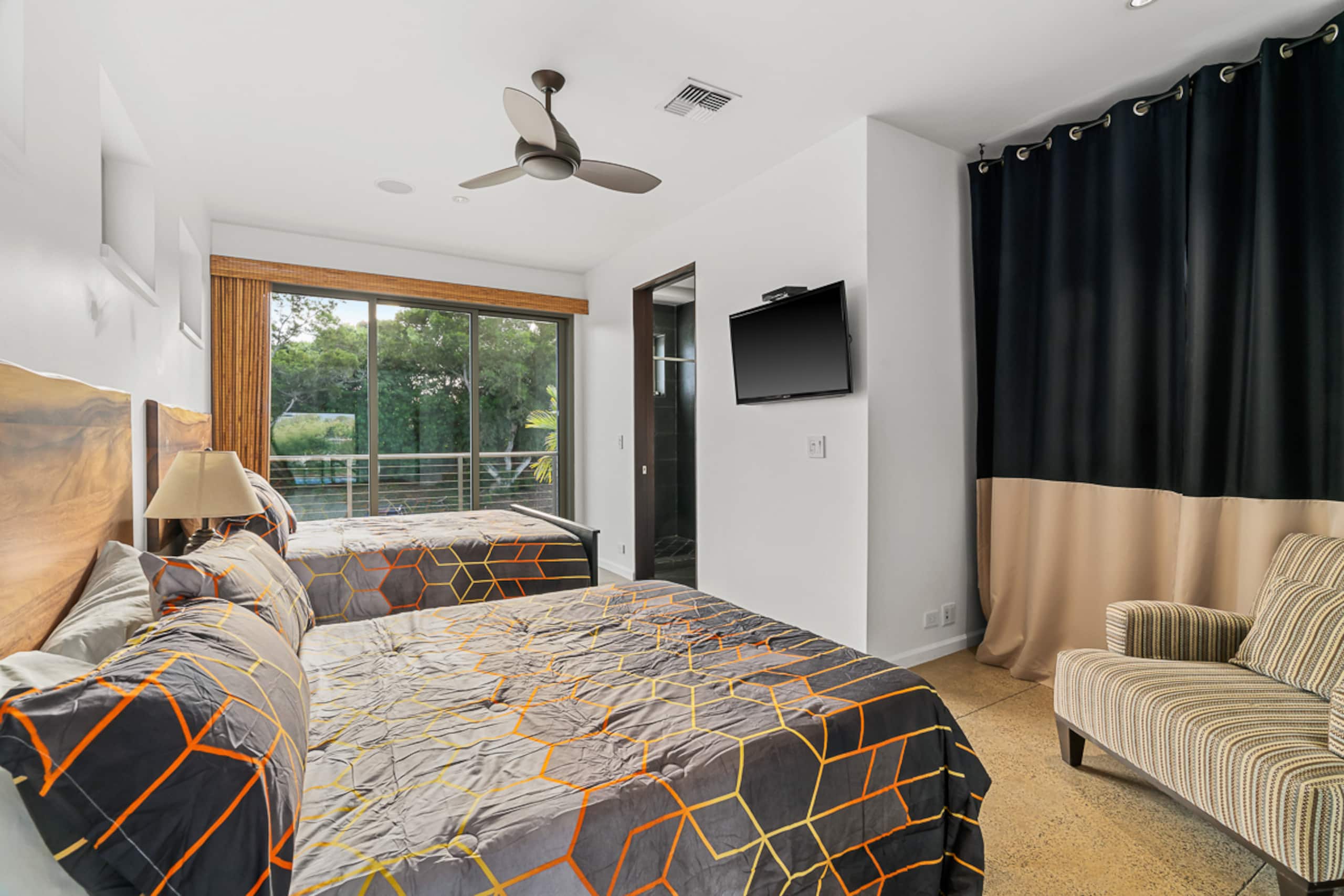 Home in Lihue · ★4.92 · 3 bedrooms · 5 beds · 3.5 baths - Image 54