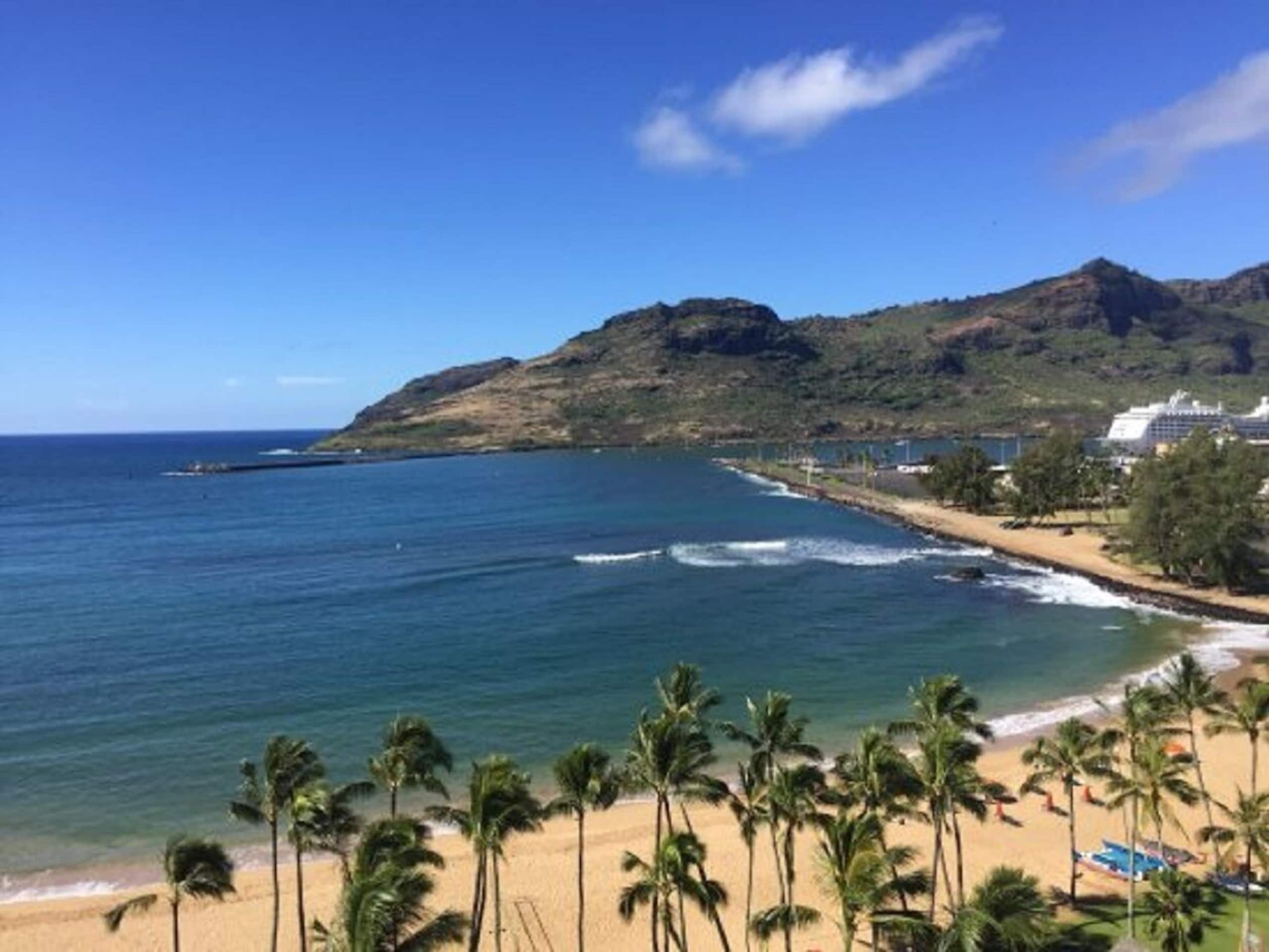 Home in Lihue · ★4.92 · 3 bedrooms · 5 beds · 3.5 baths - Image 27