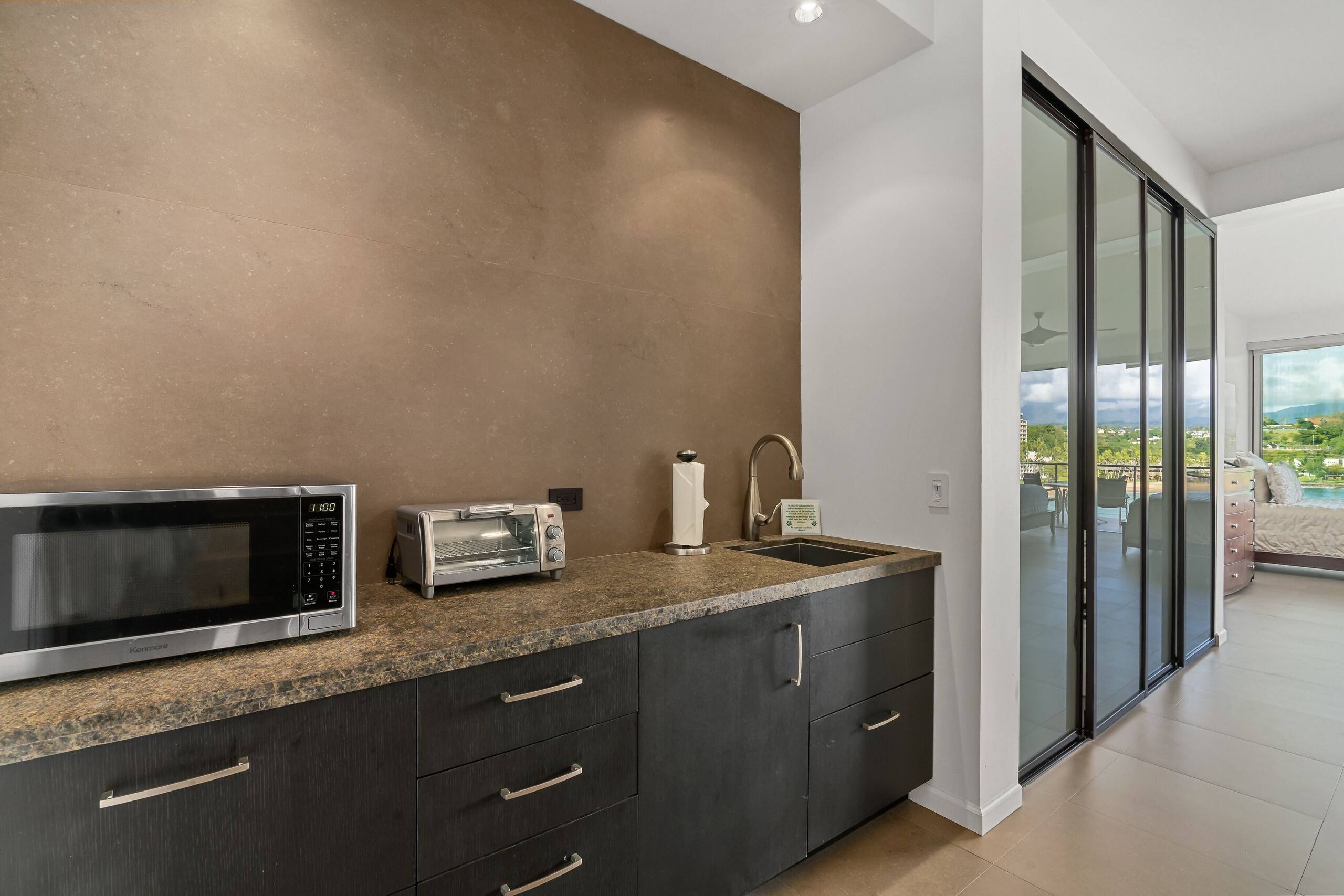 Home in Lihue · ★4.92 · 3 bedrooms · 5 beds · 3.5 baths - Image 15