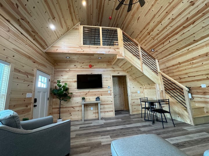 The Cove at Cave Run Cottages for Rent in Morehead, Kentucky, United