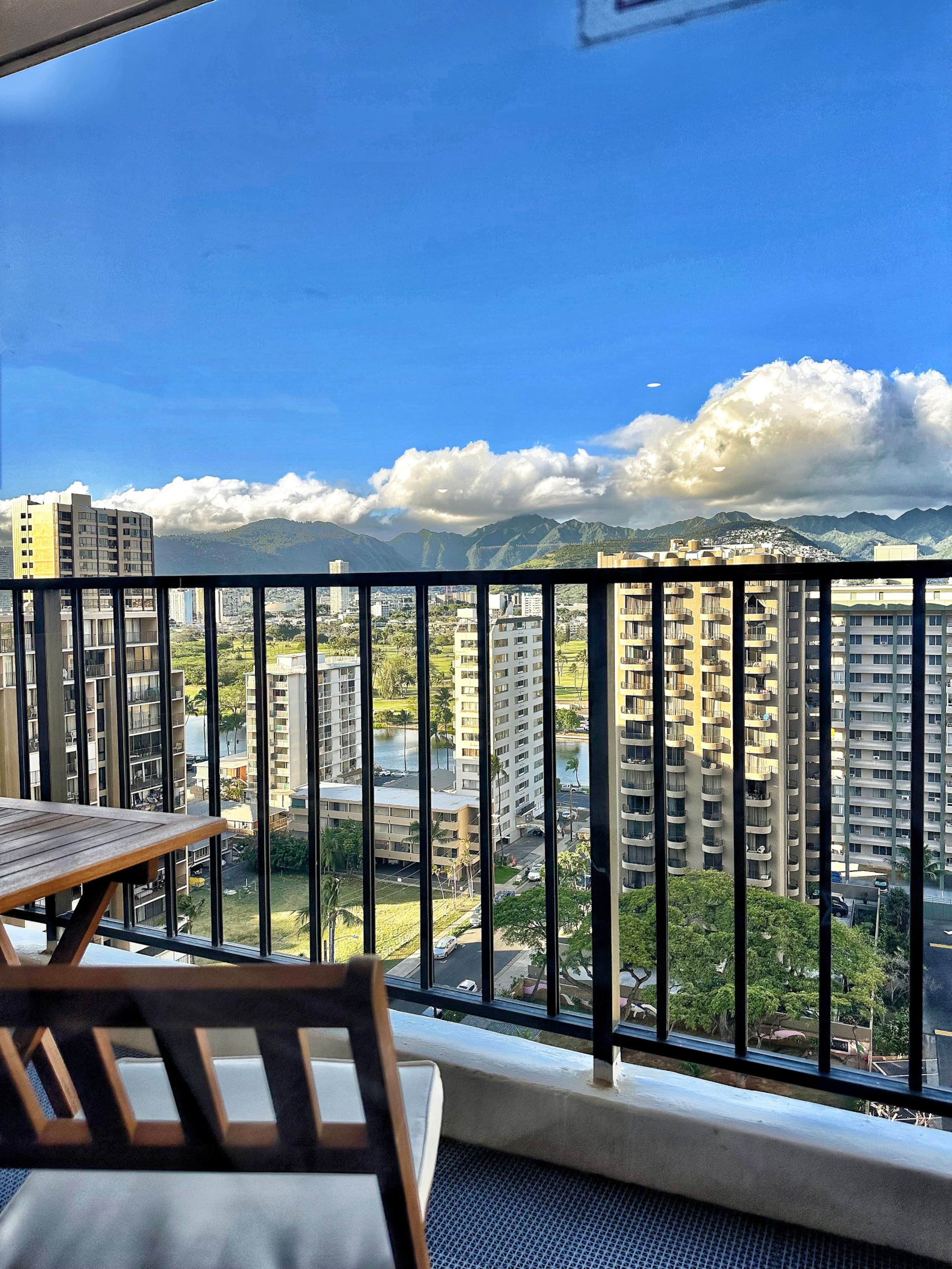 17F-Beautiful & Upscale-Waikiki Beach 1BR/Parking~ - Image 48