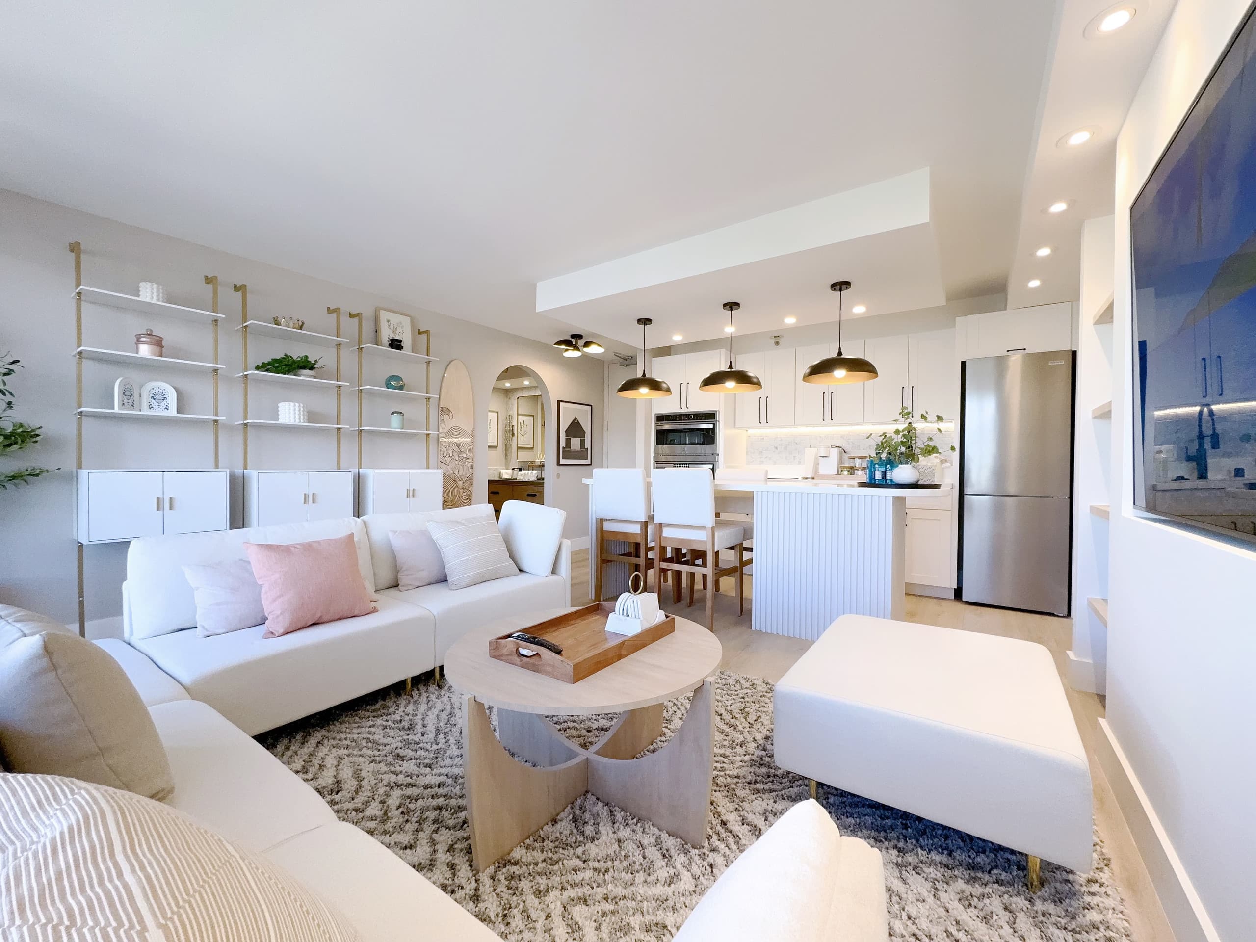 17F-Beautiful & Upscale-Waikiki Beach 1BR/Parking~ - Image 13