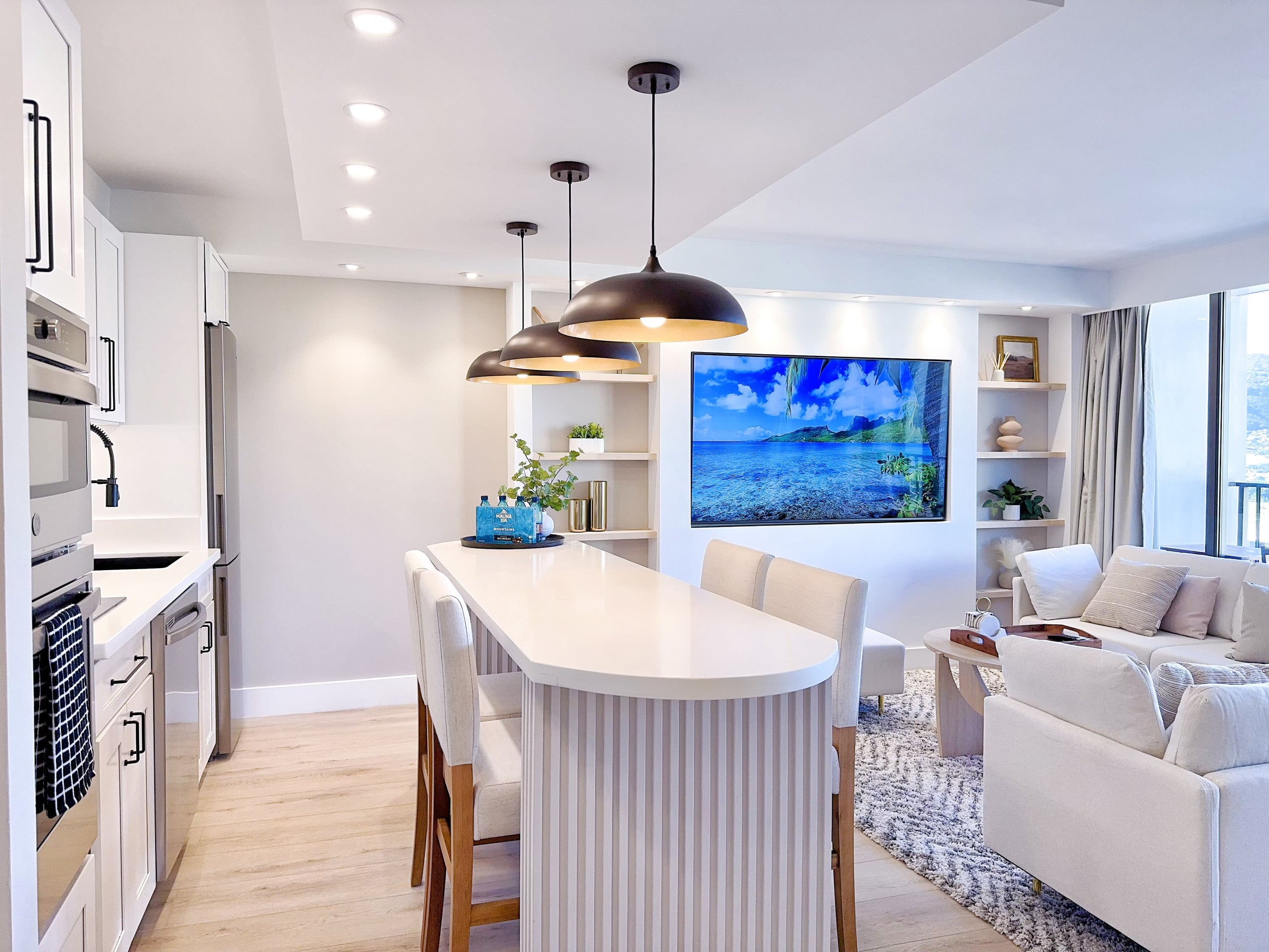 17F-Beautiful & Upscale-Waikiki Beach 1BR/Parking~ - Image 11