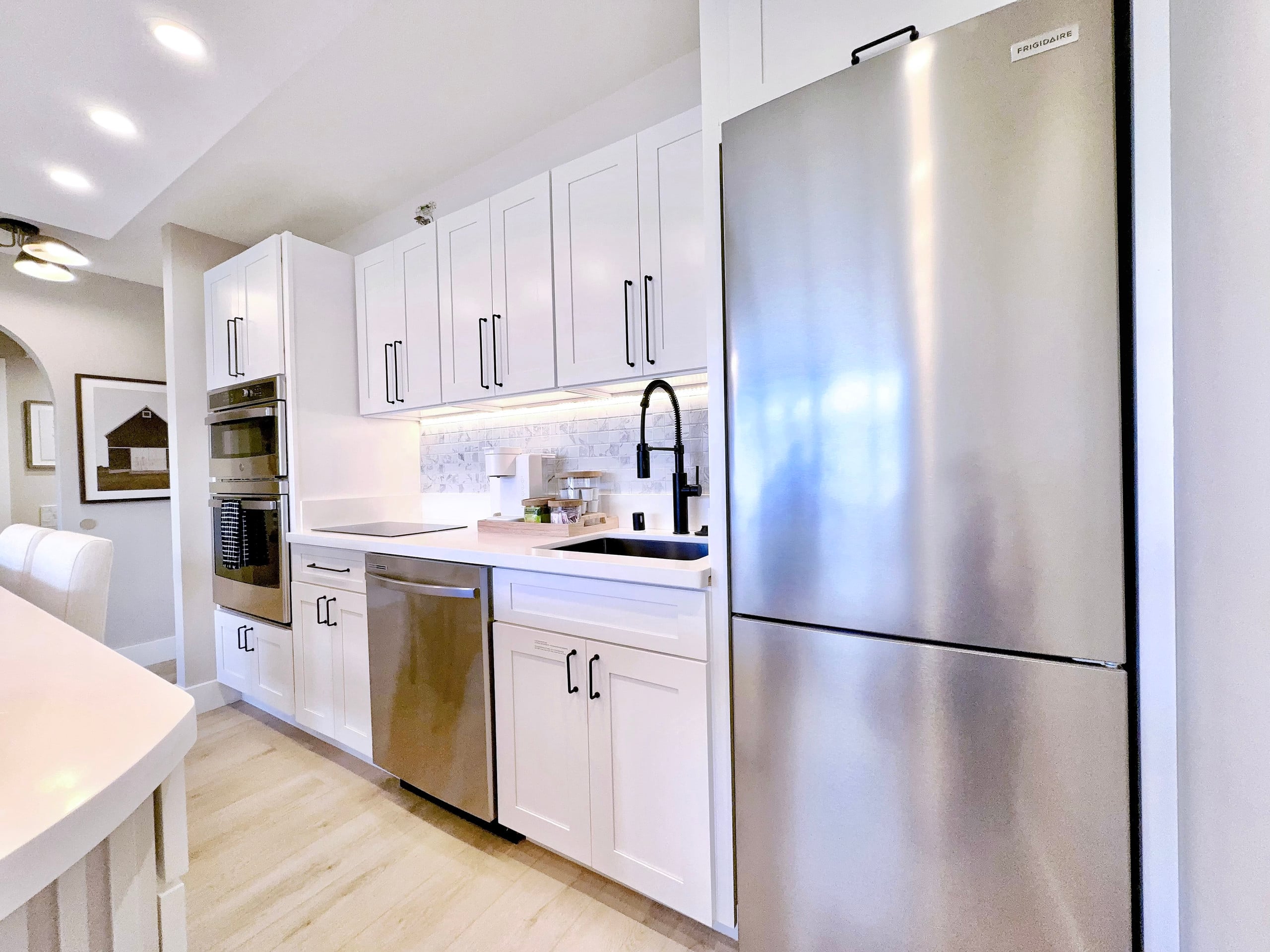 17F-Beautiful & Upscale-Waikiki Beach 1BR/Parking~ - Image 20