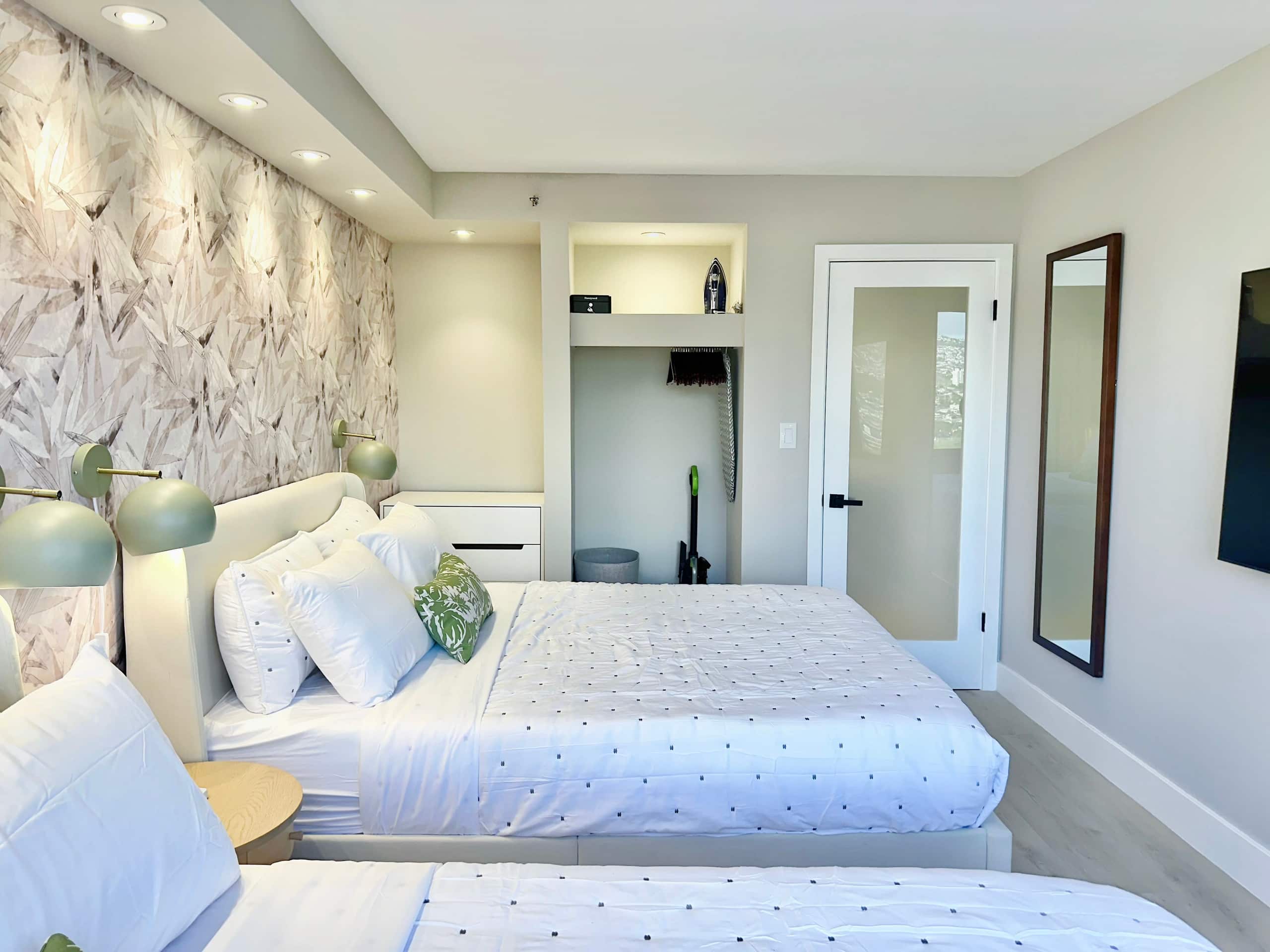 17F-Beautiful & Upscale-Waikiki Beach 1BR/Parking~ - Image 29