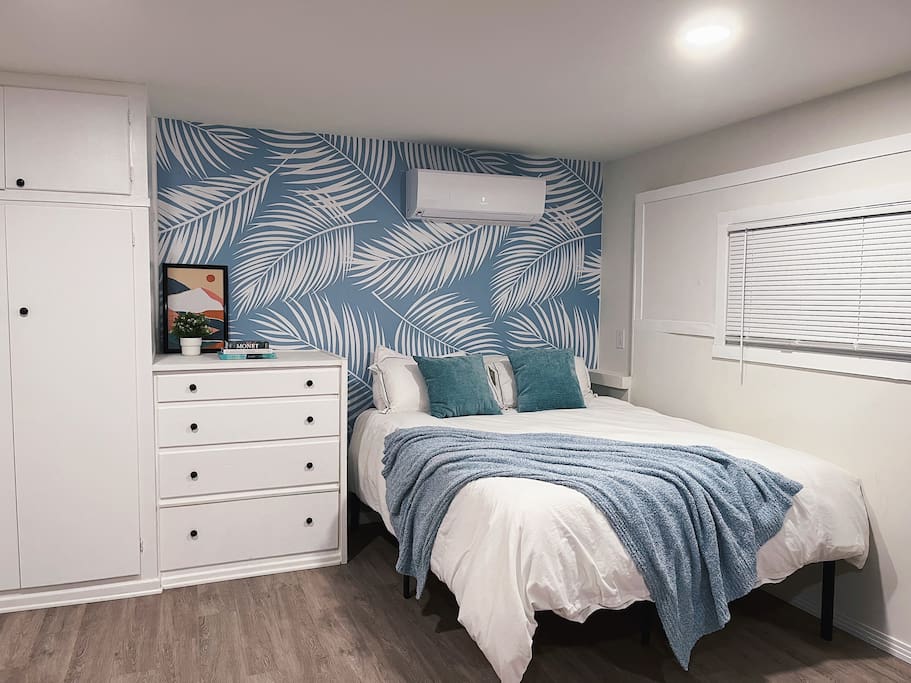 New: Charming guesthouse by UCR, Downtown & plazas