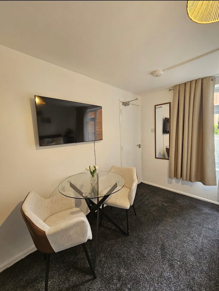 Stylish Studio Stevenage - Stevenage
