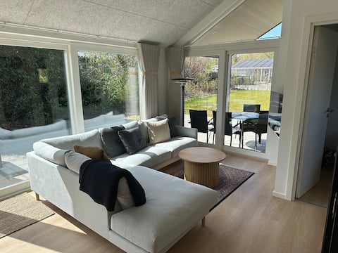 Top performing Airbnb: Modern cottage near beach in Haderslev