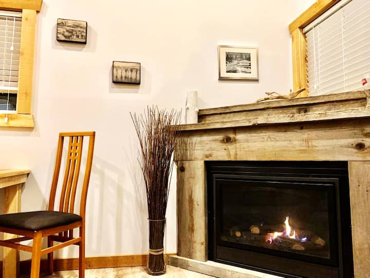 Tiny Home 10a | 2bdr | Work & Play - Terrace