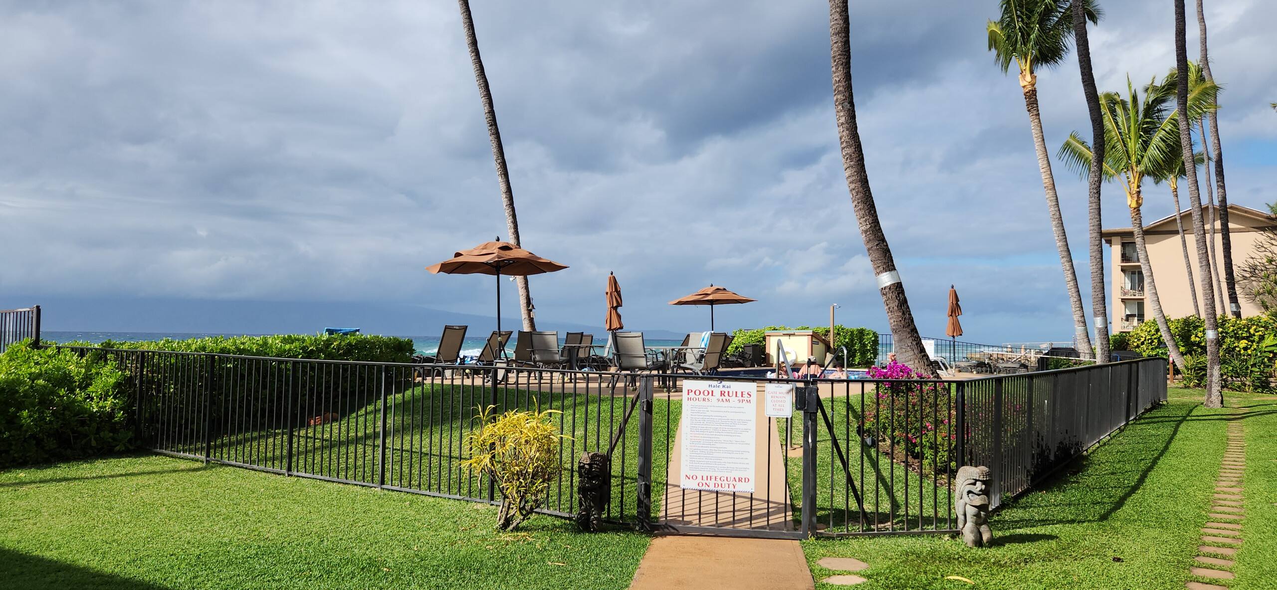 Condo in Lahaina · ★4.8 · 1 bedroom · 1 bed · 1 private bath - Image 2