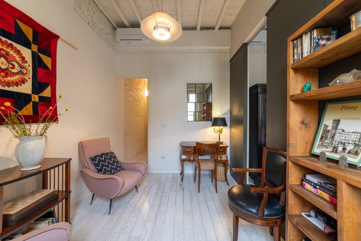 Sant’Ambrogio Duplex gallery image 4