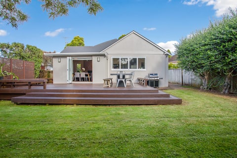 Prosper Point Home with BBQ, Patio and Parking