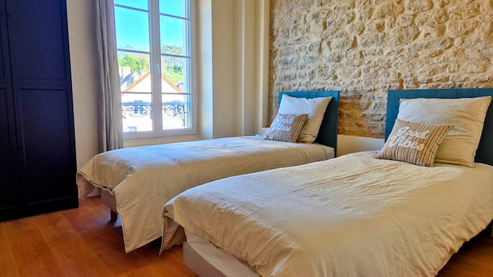 2 Lits jumeaux rapprochables si besoins