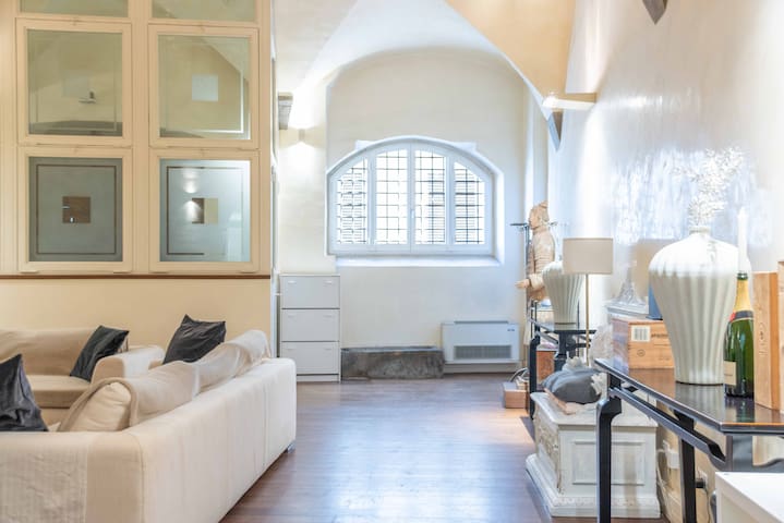 Ponte Vecchio Dream House