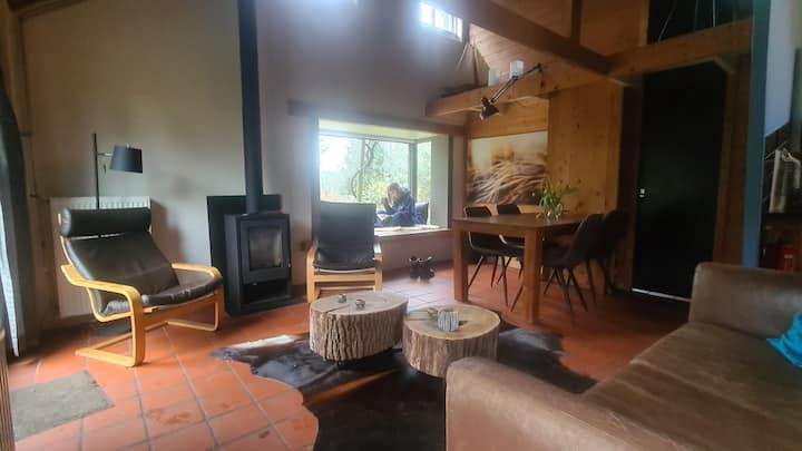 Sfeervol Vakantiehuisje, Roos, Met Eigen Tuin. - Friesland