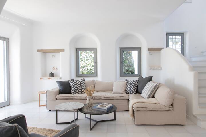 Aqua Breeze Estate in Naxos on the beach gallery image 5