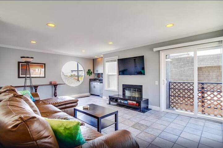 Mission Beach Townhome Getaway gallery image 3