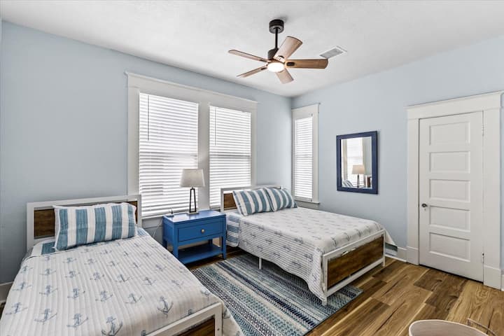 มีพื้นที่เก็บของมากมายสำหรับการเข้าพักระยะยาว 