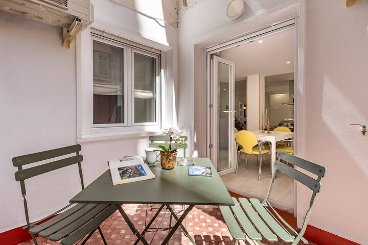 Granada Luxury Suites managed Airbnb listing 1