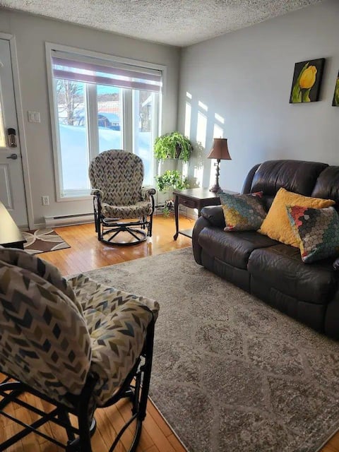 Cozy space in St-Basile