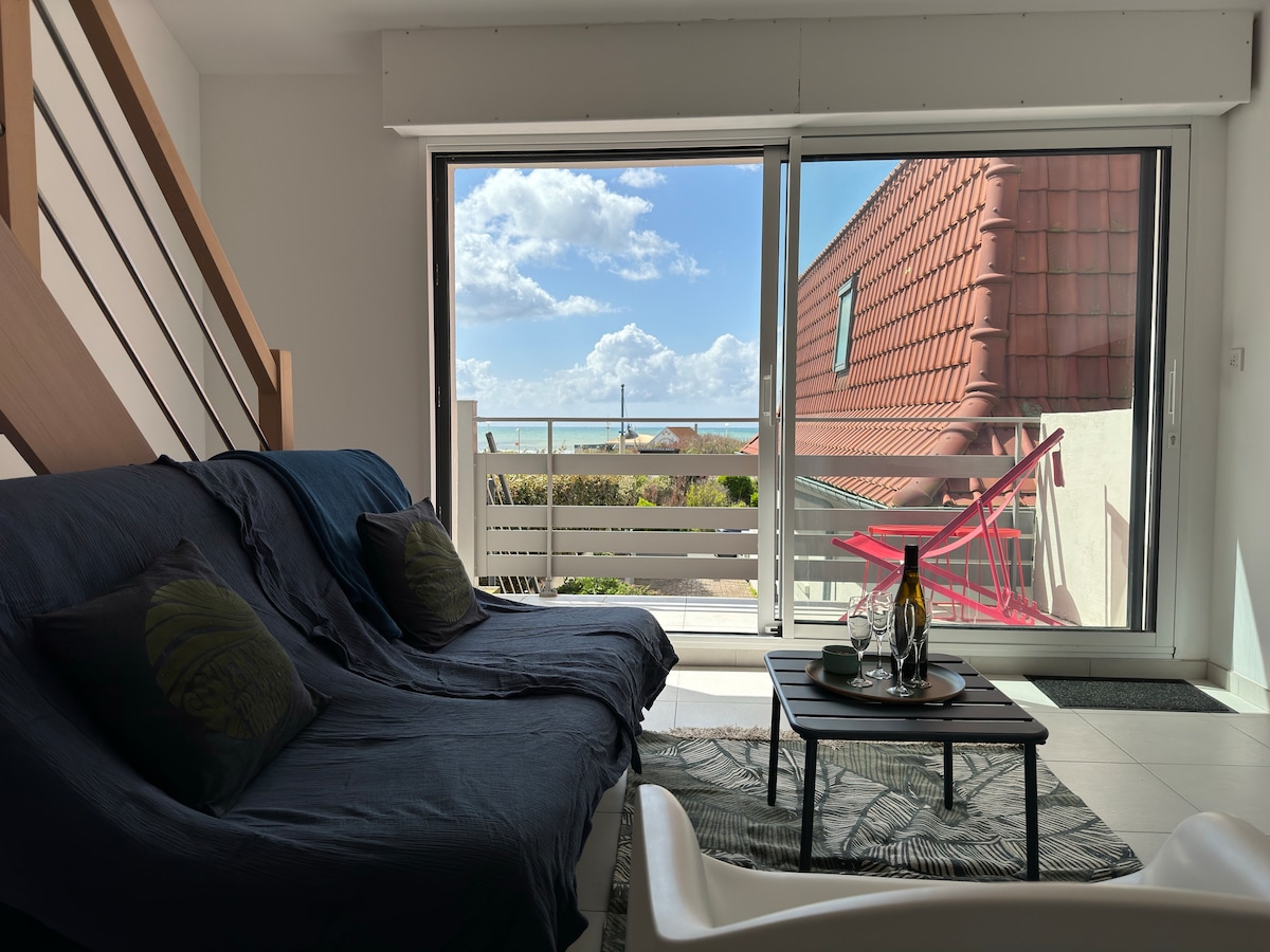 Top performing Airbnb: Balcony with sea view, Place Cordonnier in Neufchâtel Hardelot