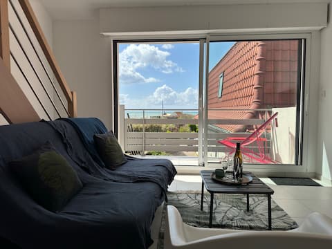 Top performing Airbnb: Balcony with sea view, Place Cordonnier in Neufchâtel Hardelot