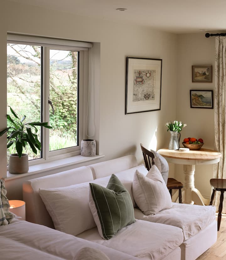 Peaceful Cornish Countryside Retreat - Porthleven