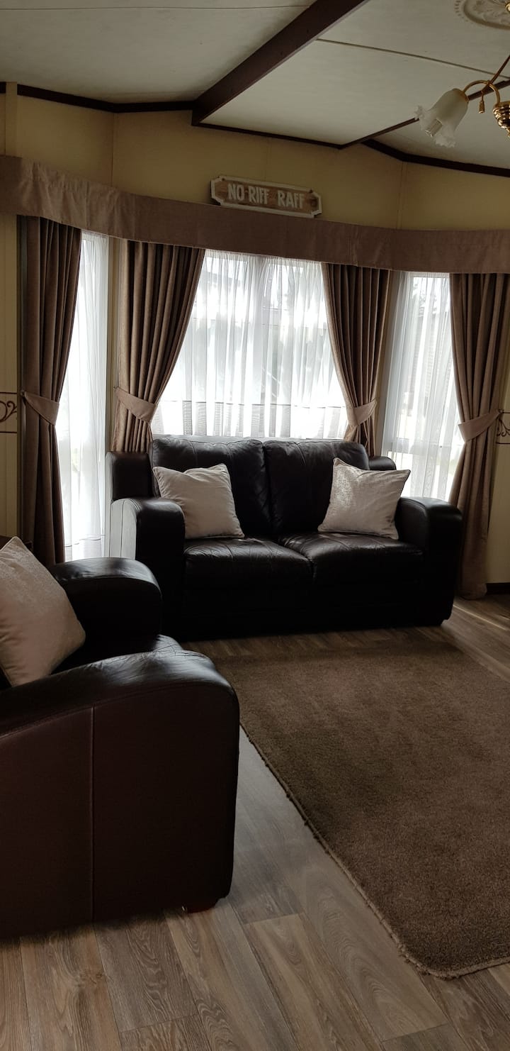 Caravan Hire/holiday Home - Chapel Saint Leonards