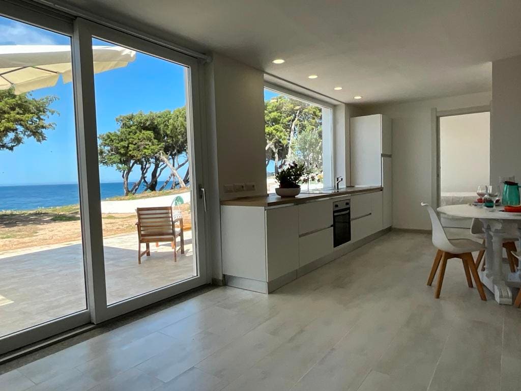 Annonce Airbnb populaire: Alessandro, by the sea, vacation, surfing and smart work à Valledoria