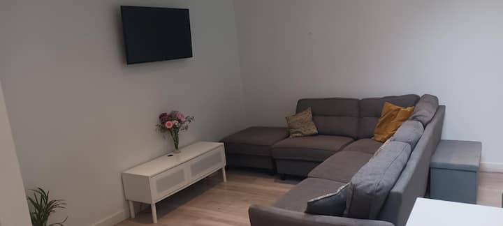 Family Home In Dublin - Dublin