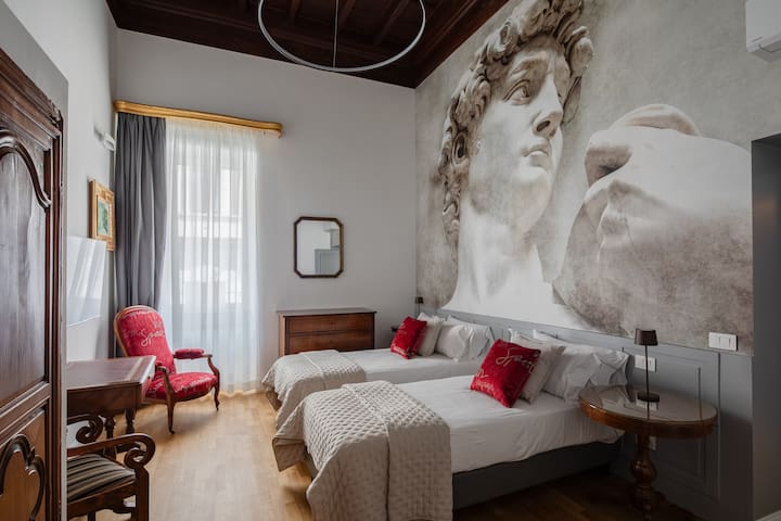 Luxury apartment in Trastevere gallery image 4
