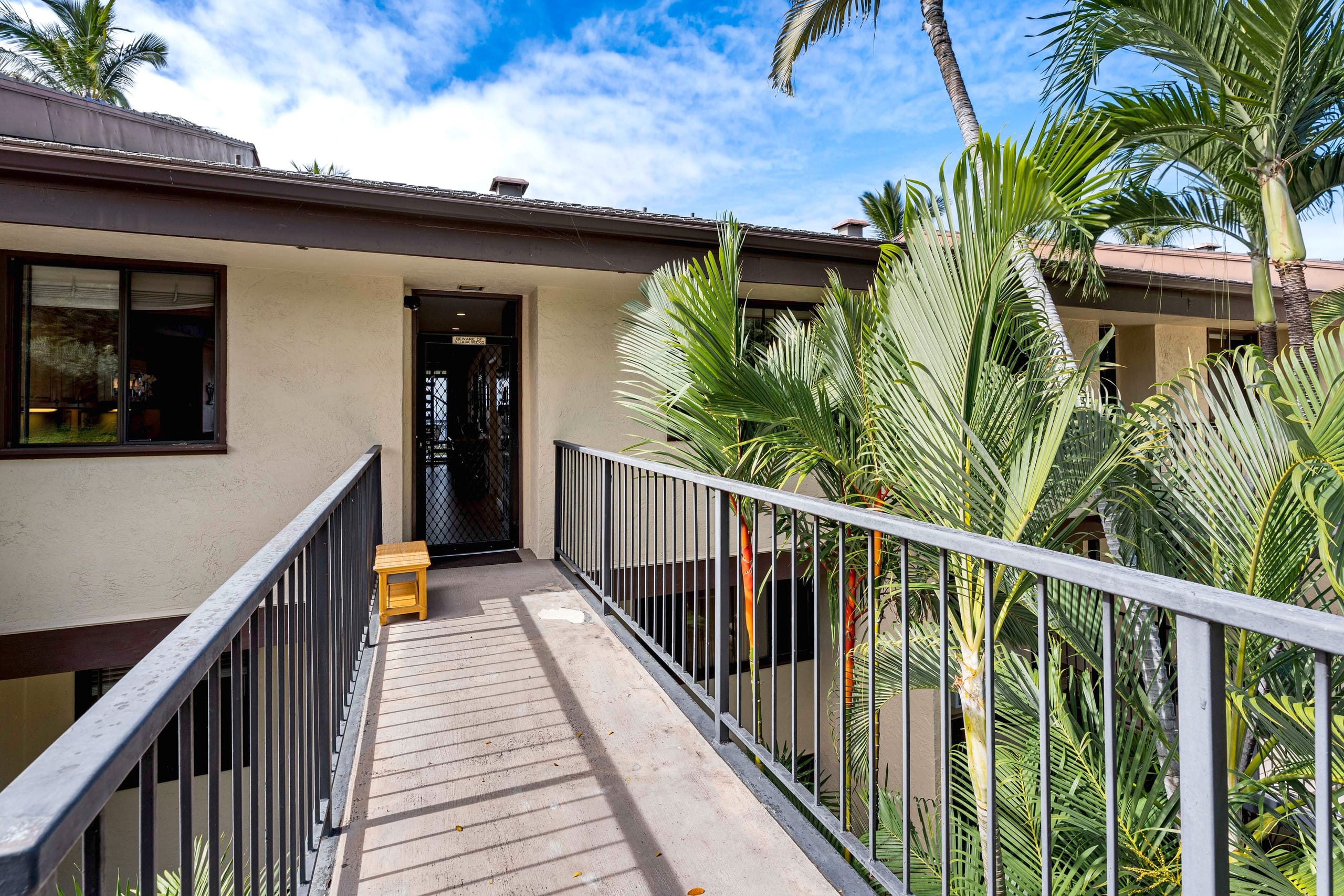 Condo in Kailua-Kona · ★4.97 · 3 bedrooms · 4 beds · 2 baths - Image 37