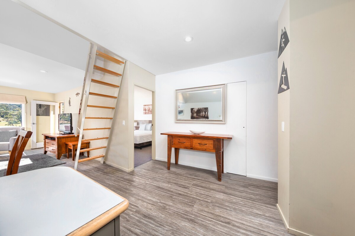 Shoreline | Alpine Property Management