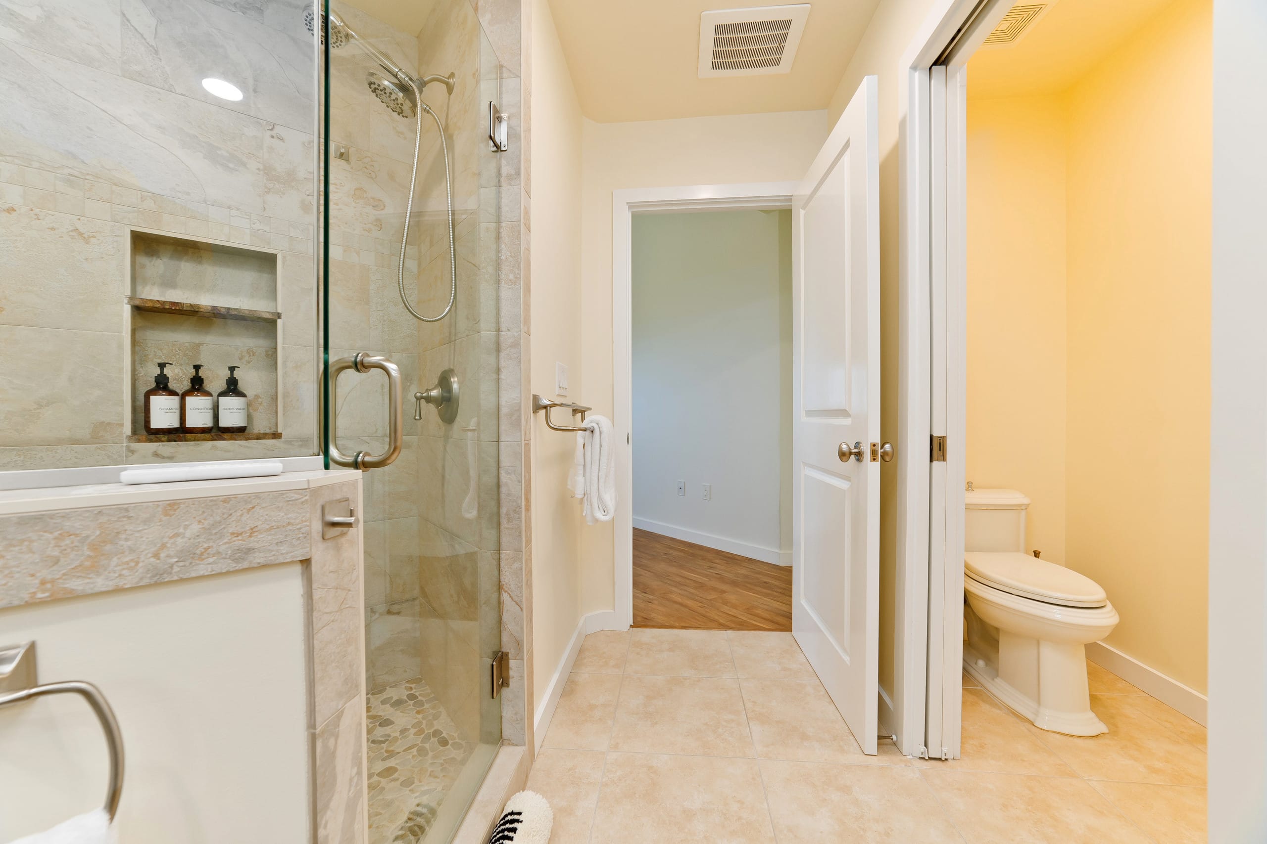 Townhouse in Kailua-Kona · ★5.0 · 3 bedrooms · 3 beds · 2.5 baths - Image 22