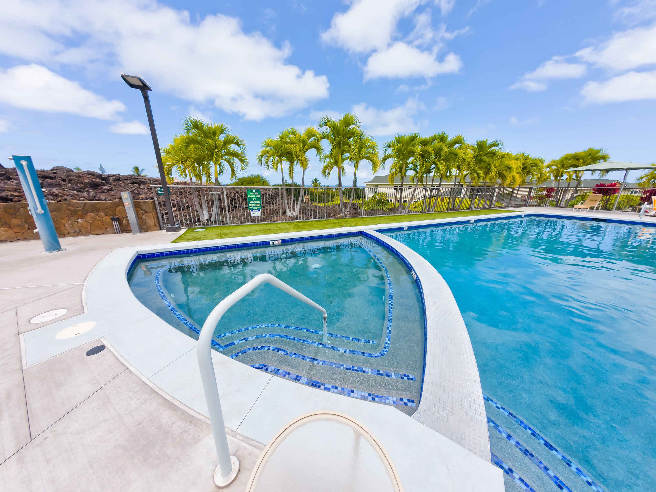 Townhouse in Kailua-Kona · ★5.0 · 3 bedrooms · 3 beds · 2.5 baths - Image 42