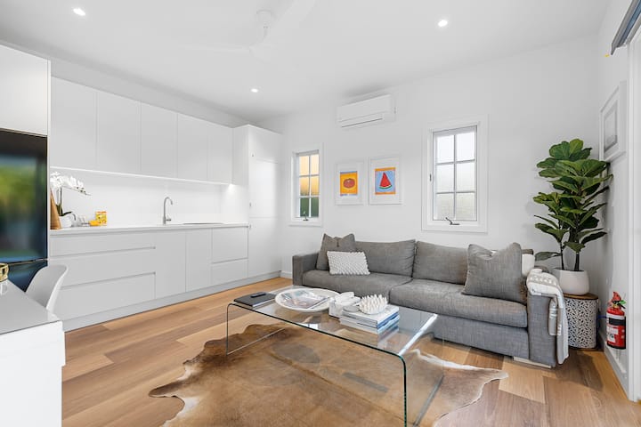 Luxury Studio Villa | Walk To Beach In Toowoon Bay - Central Coast