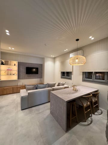 Poema Antiparos / Aria