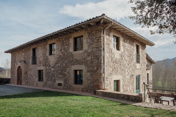 Renovated Rural Estate (Masia)
