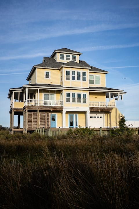 Lookout Point, Beautiful Waterfront, Boat Docks