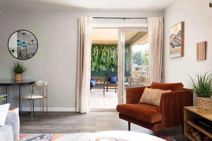 Luxury Living Near The Beach - San Diego, CA