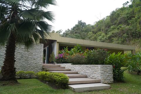 La Vega cottage/ Villeta