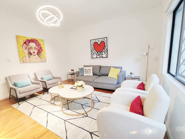 House @ Polanco's Heart: 6 Br & 6.5 Baths - Naucalpan de Juárez